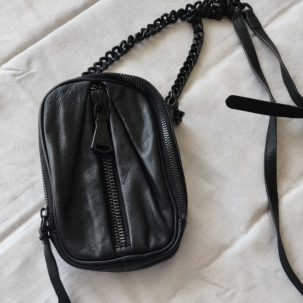 Aimee kestenberg Excellent condition cross body purse.